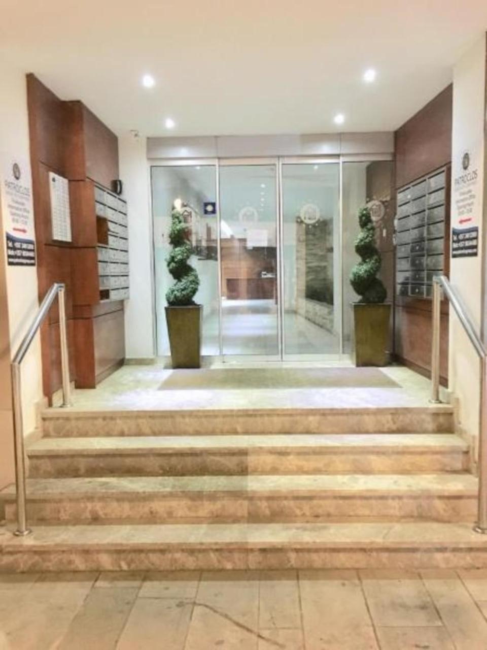 Ithaki Phinikoudes Apartment No. 105 Larnaka Exterior foto